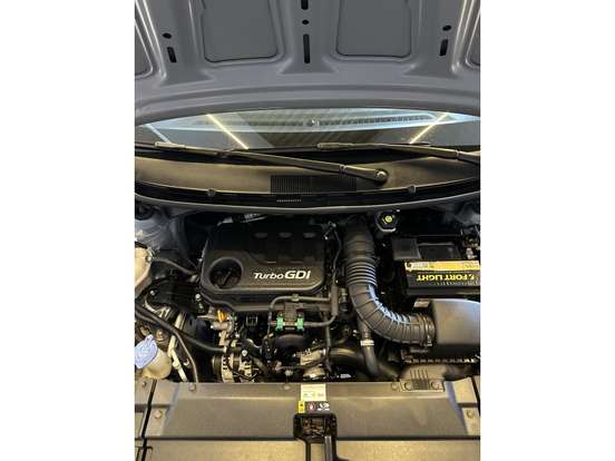 HYUNDAI-HB20S-2023