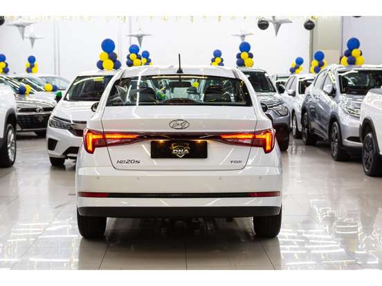 HYUNDAI-HB20S-1.0 TGDI FLEX COMFORT PLUS AUTOMÁTICO HYUNDAI-HB20S-2024
