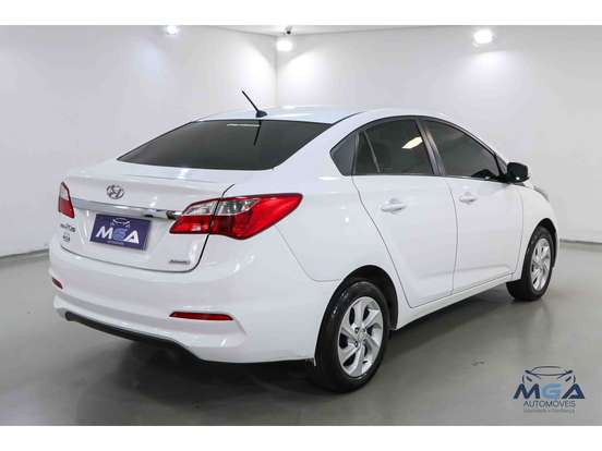 HYUNDAI-HB20S-1.6 COMFORT PLUS 16V FLEX 4P AUTOMÁTICO HYUNDAI-HB20S-2017