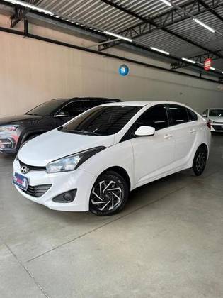 HYUNDAI HB20S 1.6 COMFORT PLUS 16V FLEX 4P MANUAL