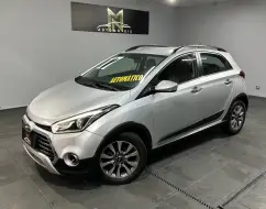 HYUNDAI HB20X 1.6 16V PREMIUM FLEX 4P AUTOMÁTICO HYUNDAI HB20X 1.6 16V PREMIUM FLEX 4P AUTOMÁTICO
