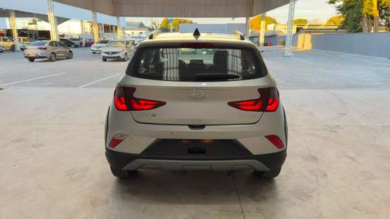 HYUNDAI-HB20X-2020
