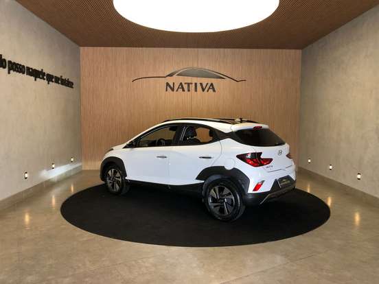HYUNDAI-HB20X-2021