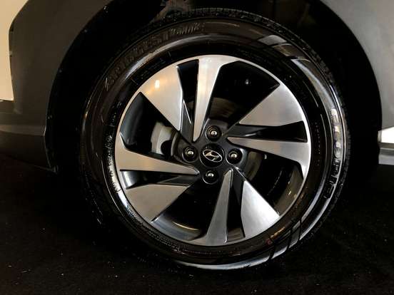 HYUNDAI-HB20X-2021