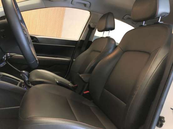 HYUNDAI-HB20X-2021