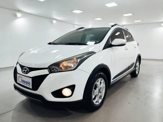 HYUNDAI HB20X 1.6 16V PREMIUM FLEX 4P AUTOMÁTICO