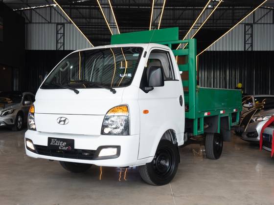 HYUNDAI HR 2.5 LONGO SEM CAÇAMBA 4X2 16V 130CV TURBO INTERCOOLER DIESEL 2P MANUAL