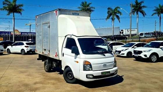 HYUNDAI HR 2.5 LONGO SEM CAÇAMBA 4X2 16V 130CV TURBO INTERCOOLER DIESEL 2P MANUAL