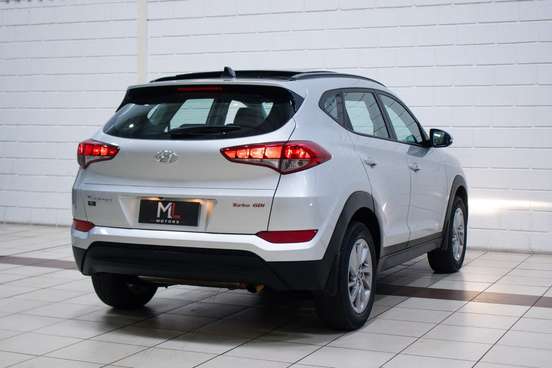 HYUNDAI-TUCSON-2020