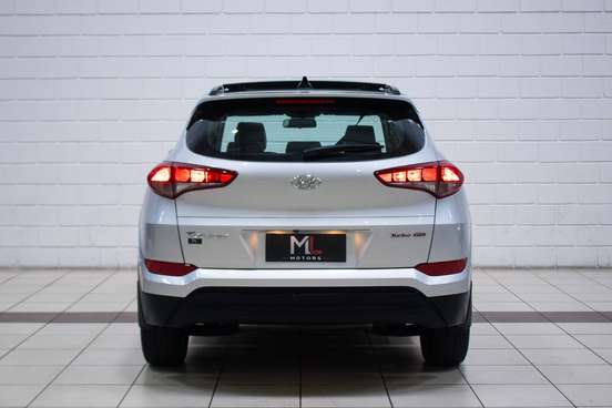 HYUNDAI-TUCSON-2020