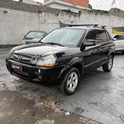 HYUNDAI TUCSON 2.0 MPFI GL 16V 142CV 2WD GASOLINA 4P AUTOMÁTICO