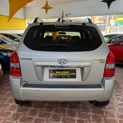 HYUNDAI-TUCSON-2012
