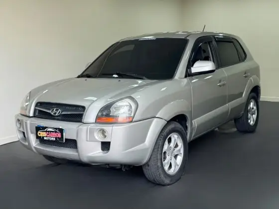 HYUNDAI TUCSON 2.0 MPFI GLS 16V 143CV 2WD GASOLINA 4P AUTOMÁTICO