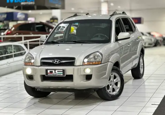 HYUNDAI TUCSON 2.0 MPFI GLS 16V 143CV 2WD GASOLINA 4P AUTOMÁTICO