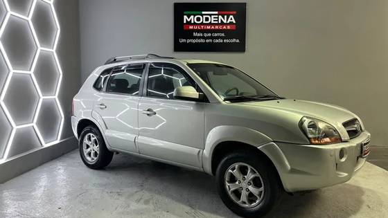 HYUNDAI TUCSON 2.0 MPFI GL 16V 142CV 2WD GASOLINA 4P MANUAL