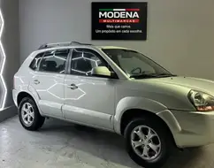 HYUNDAI TUCSON 2.0 MPFI GL 16V 142CV 2WD GASOLINA 4P MANUAL HYUNDAI TUCSON 2.0 MPFI GL 16V 142CV 2WD GASOLINA 4P MANUAL
