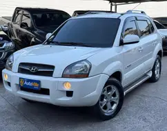 HYUNDAI TUCSON 2.0 MPFI GLS 16V 143CV 2WD FLEX 4P AUTOMÁTICO HYUNDAI TUCSON 2.0 MPFI GLS 16V 143CV 2WD FLEX 4P AUTOMÁTICO