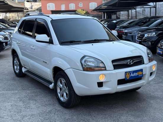 HYUNDAI-TUCSON-2.0 MPFI GLS 16V 143CV 2WD FLEX 4P AUTOMÁTICO HYUNDAI-TUCSON-2015