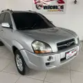HYUNDAI TUCSON 2.0 MPFI GLS 16V 143CV 2WD FLEX 4P AUTOMÁTICO HYUNDAI TUCSON 2.0 MPFI GLS 16V 143CV 2WD FLEX 4P AUTOMÁTICO