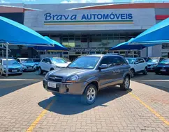 HYUNDAI TUCSON 2.0 MPFI GLS 16V 143CV 2WD FLEX 4P AUTOMÁTICO HYUNDAI TUCSON 2.0 MPFI GLS 16V 143CV 2WD FLEX 4P AUTOMÁTICO
