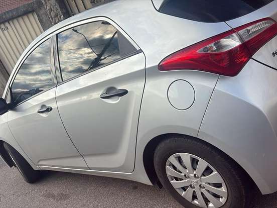 HYUNDAI-HB20-1.0 COMFORT 12V FLEX 4P MANUAL HYUNDAI-HB20-2012
