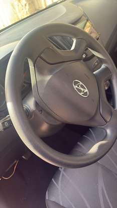 HYUNDAI-HB20-2012