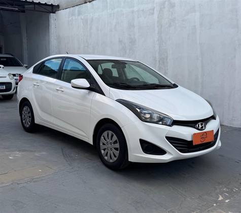 HYUNDAI HB20S 1.6 COMFORT PLUS 16V FLEX 4P MANUAL
