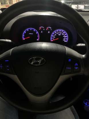 HYUNDAI-I30-2010