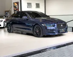 JAGUAR XE 2.0 16V INGENIUM P250 GASOLINA R-SPORT 4P AUTOMÁTICO JAGUAR XE 2.0 16V INGENIUM P250 GASOLINA R-SPORT 4P AUTOMÁTICO