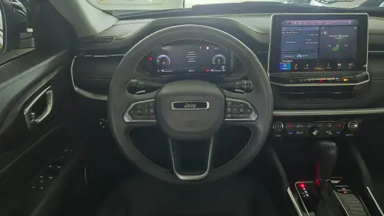 JEEP-COMMANDER-2024