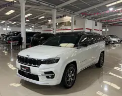 JEEP COMMANDER 1.3 T270 TURBO FLEX OVERLAND AT6 JEEP COMMANDER 1.3 T270 TURBO FLEX OVERLAND AT6