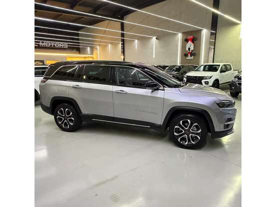 JEEP-COMMANDER-1.3 T270 TURBO FLEX LIMITED AT6 JEEP-COMMANDER-2024