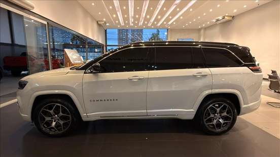 JEEP-COMMANDER-2024