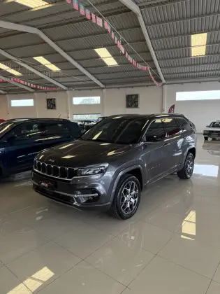 JEEP COMMANDER 2.0 TD380 TURBO DIESEL OVERLAND AT9