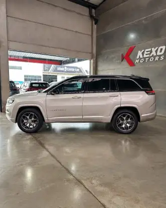 JEEP-COMMANDER-2022