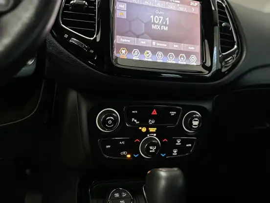 JEEP-COMPASS-2.0 16V DIESEL LIMITED 4X4 AUTOMÁTICO JEEP-COMPASS-2019