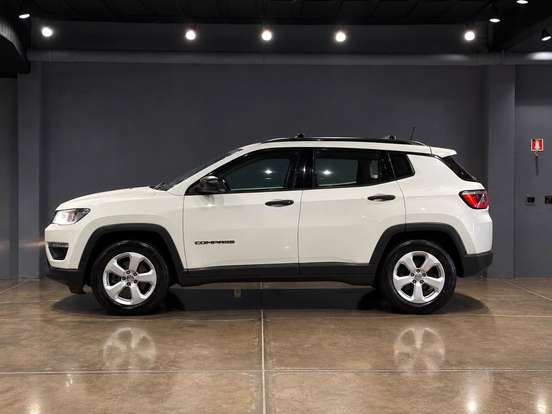 JEEP-COMPASS-2.0 16V FLEX SPORT AUTOMÁTICO JEEP-COMPASS-2016