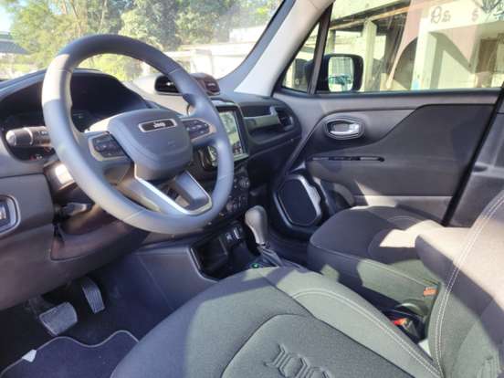 JEEP-RENEGADE-2025