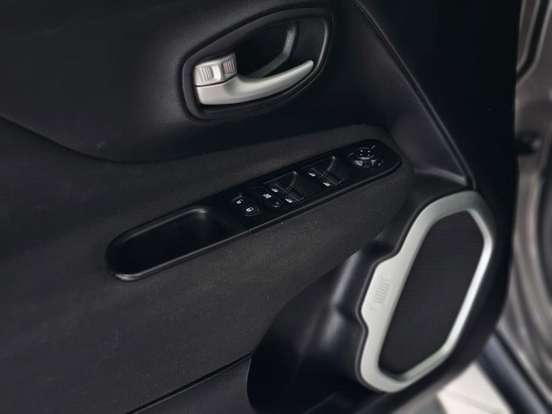 JEEP-RENEGADE-2021