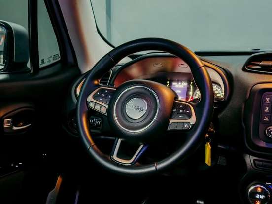 JEEP-RENEGADE-2.0 16V TURBO DIESEL LONGITUDE 4P 4X4 AUTOMÁTICO JEEP-RENEGADE-2015