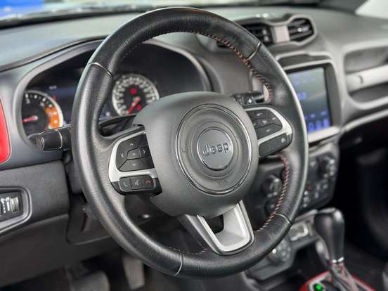 JEEP-RENEGADE-2.0 16V TURBO DIESEL TRAILHAWK 4P 4X4 AUTOMÁTICO JEEP-RENEGADE-2020