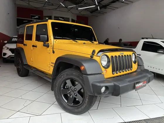JEEP WRANGLER 3.6 UNLIMITED SPORT 4X4 V6 GASOLINA 4P AUTOMÁTICO