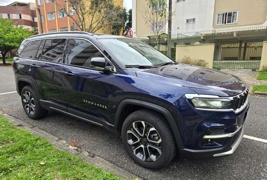 JEEP-COMMANDER-2023