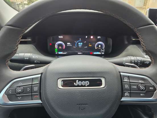 JEEP-COMMANDER-2023