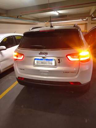 JEEP-COMPASS-2021