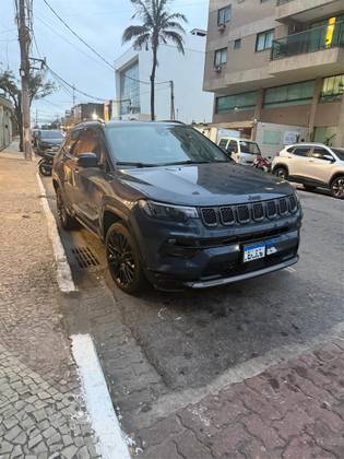 JEEP COMPASS 1.3 T270 TURBO HÍBRIDO S 4XE AT6