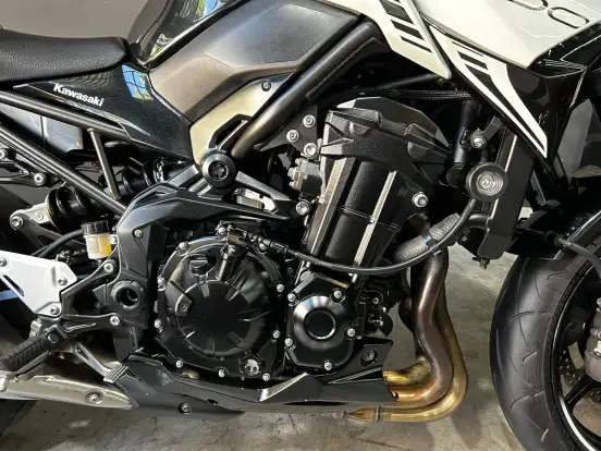 KAWASAKI-Z900 KAWASAKI-Z900-2022