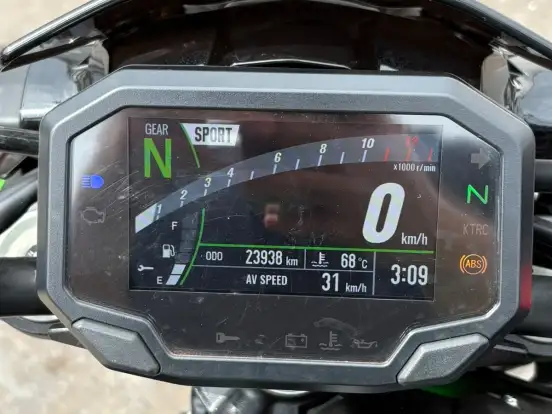 KAWASAKI-Z900 KAWASAKI-Z900-2022