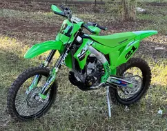 KAWASAKI KX 250X KAWASAKI KX 250X