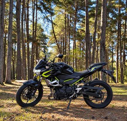KAWASAKI-Z400-2020
